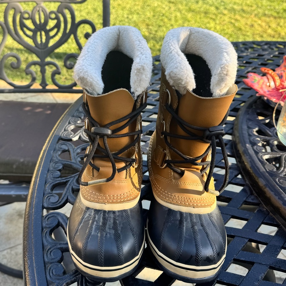 Kids Sorel Snow Boots!